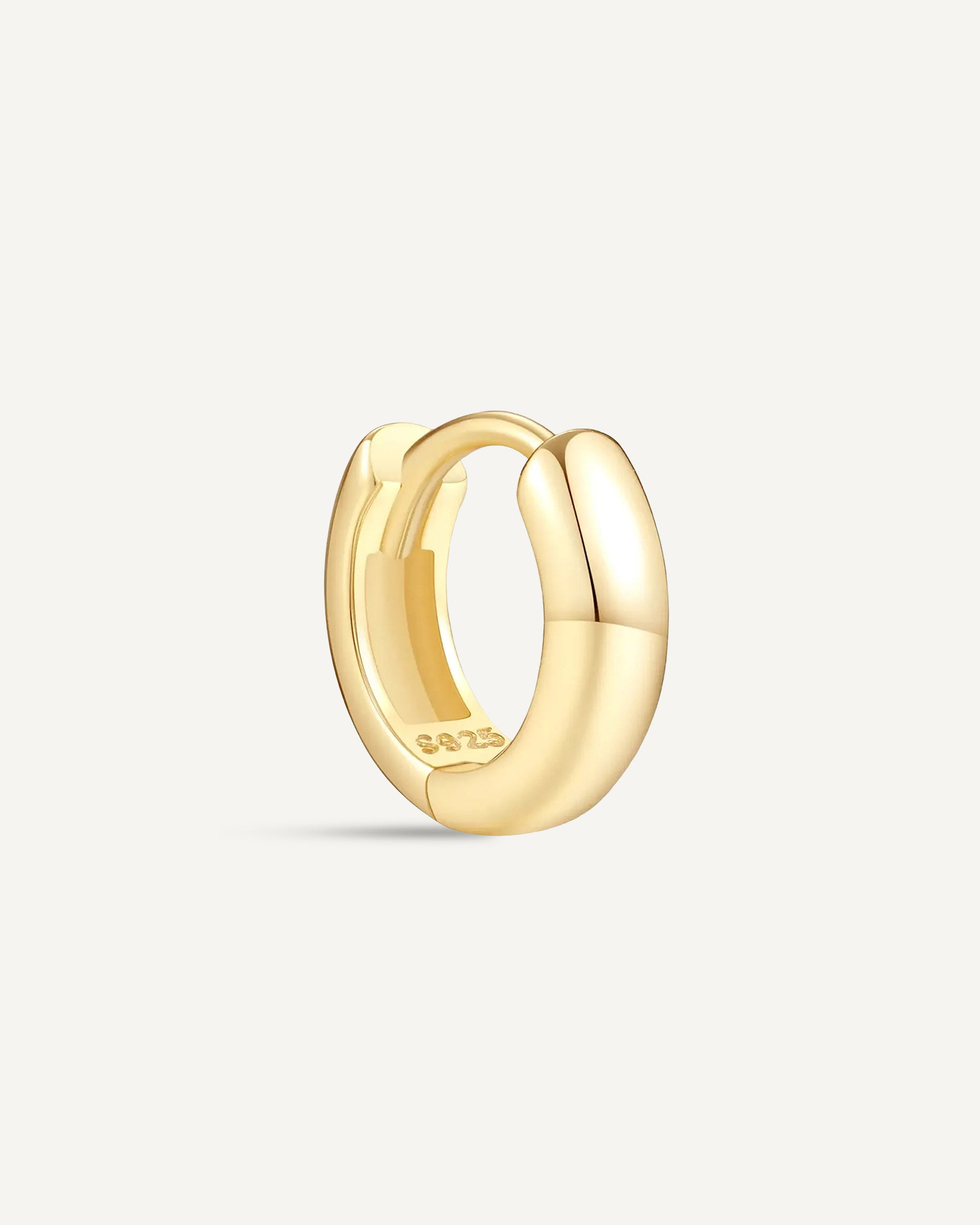 Chunky Bold Huggie Hoops In Gold
