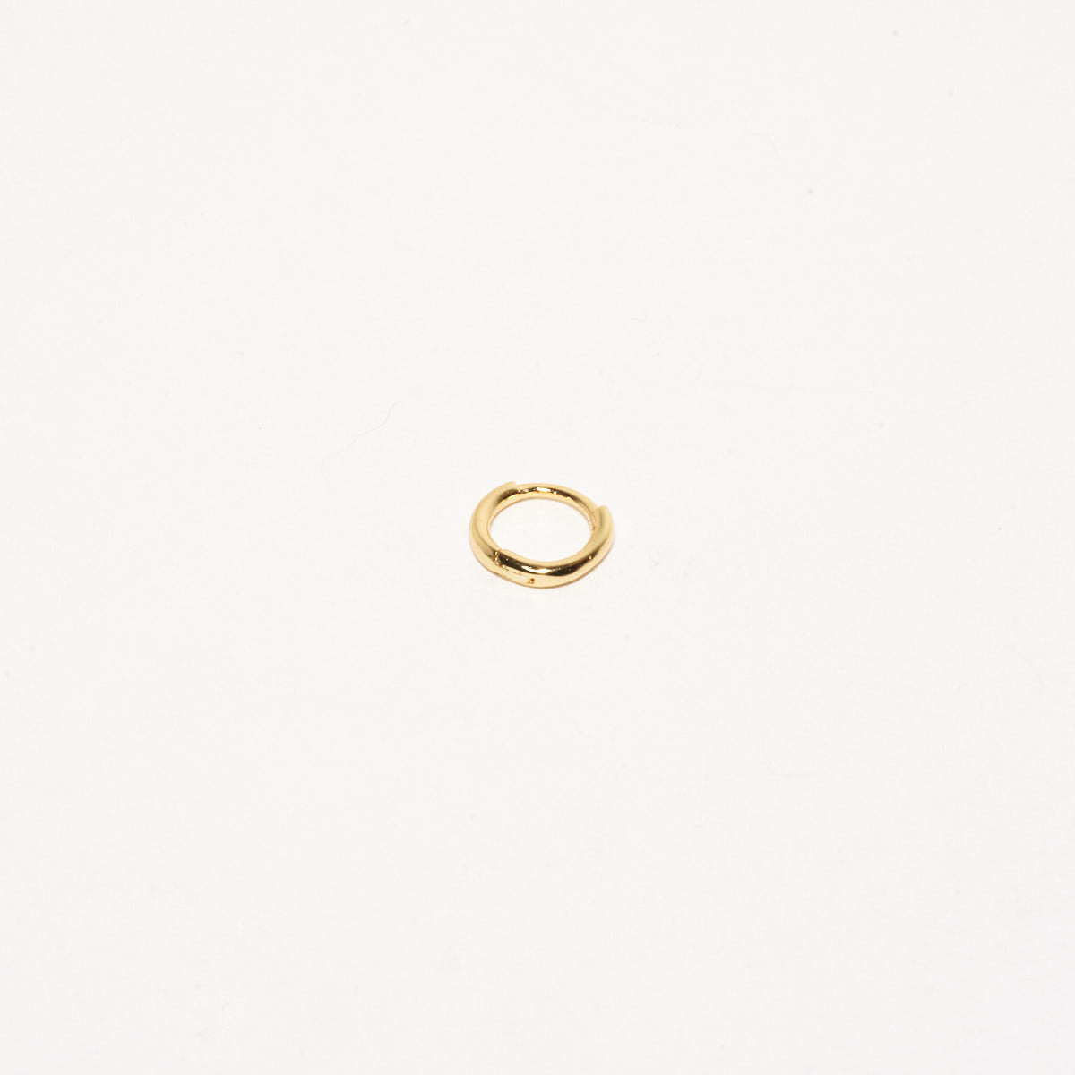 Essential Helix Hoop in Gold