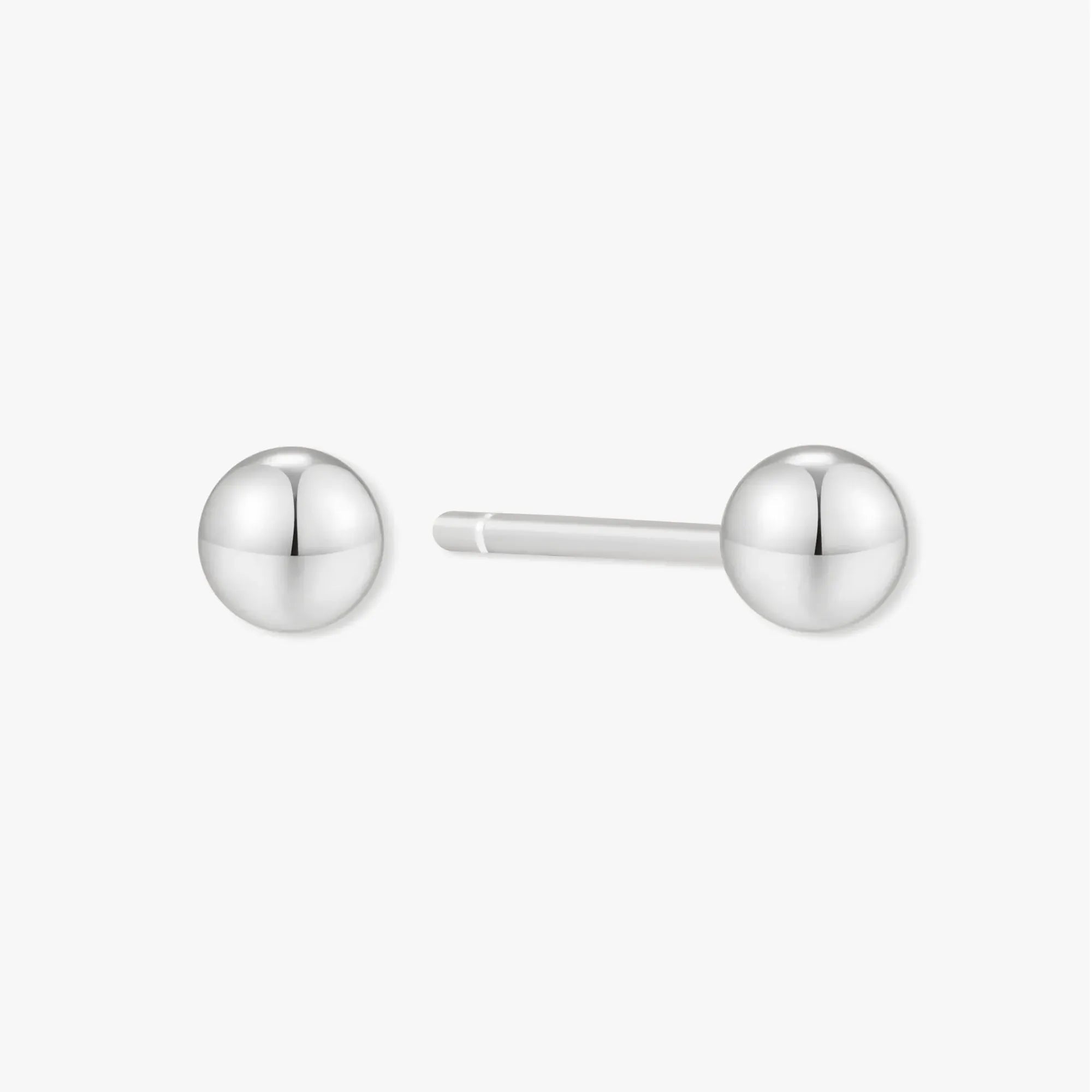 Plain Ball Studs In Silver