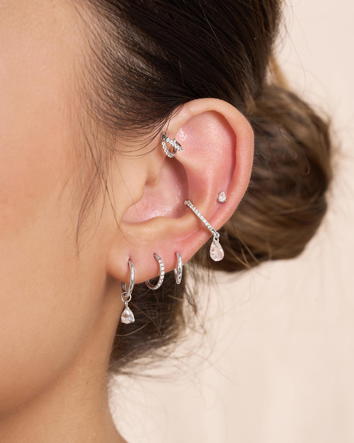 Titanium Teardrop Flat Back Stud In Silver
