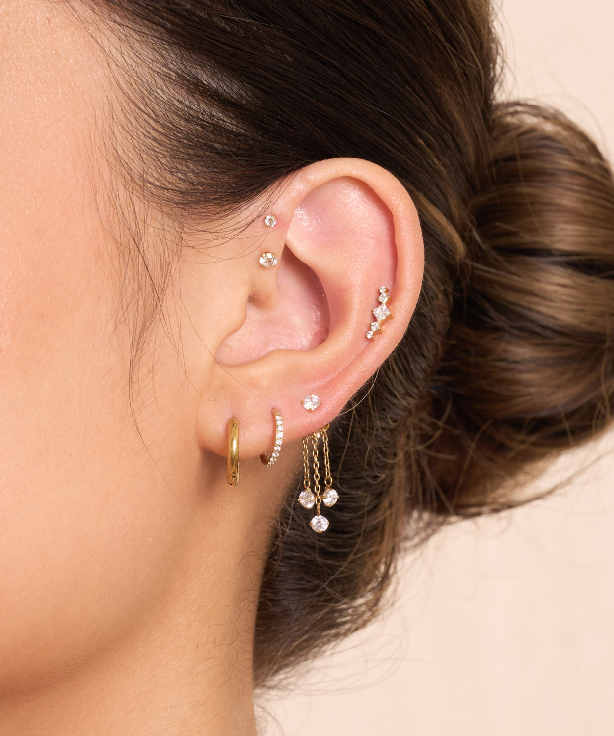 Titanium Triple Crystal Chain Charm In Gold