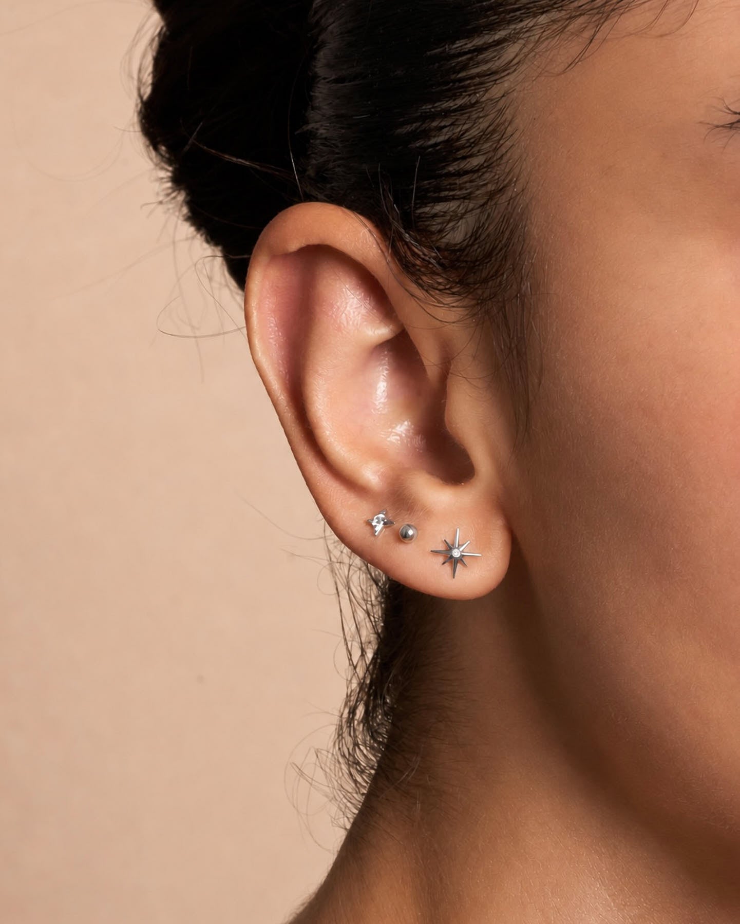 Titanium Starburst Flat Back Studs Set In Silver