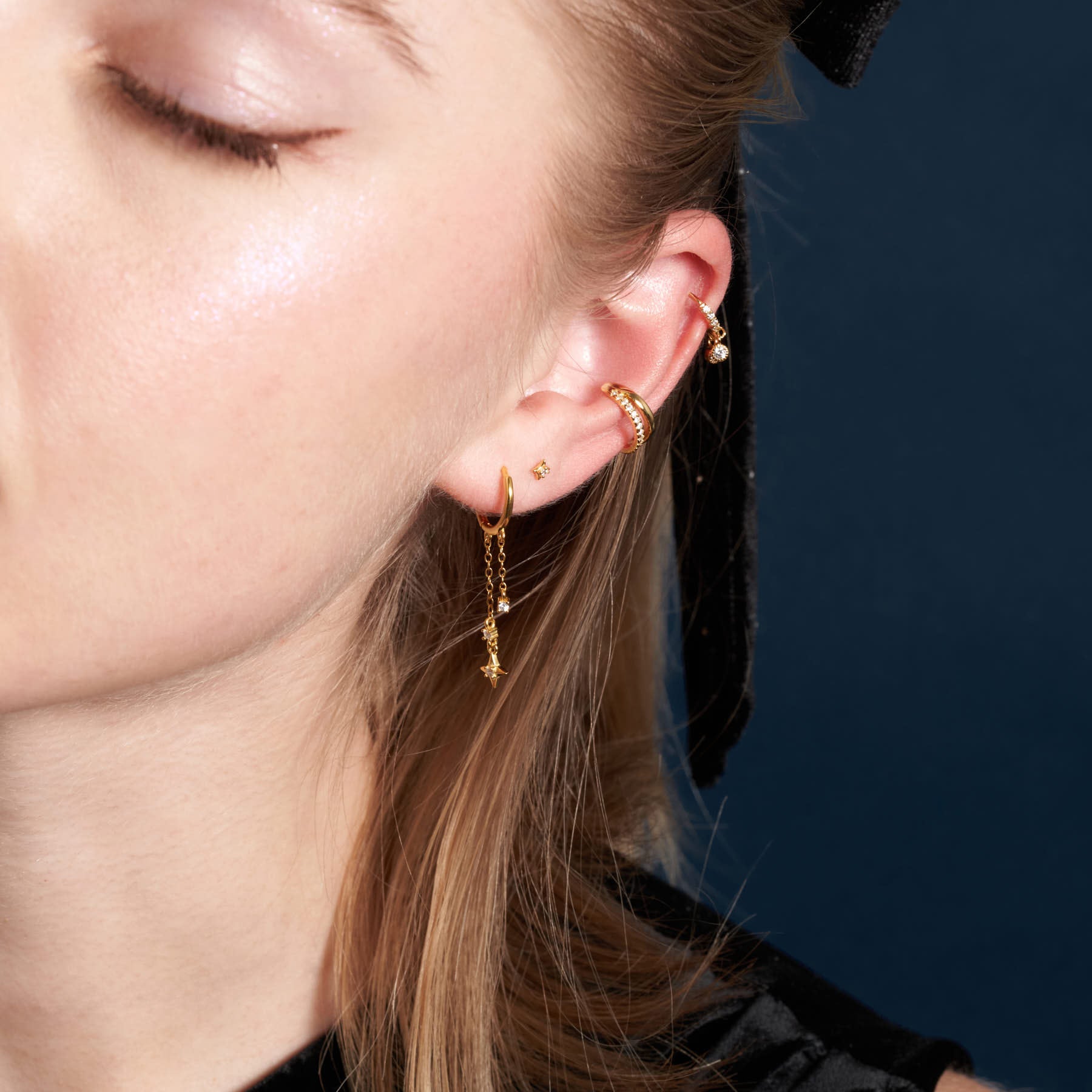 Cosmic Drop Chain Huggie Earrings In Gold