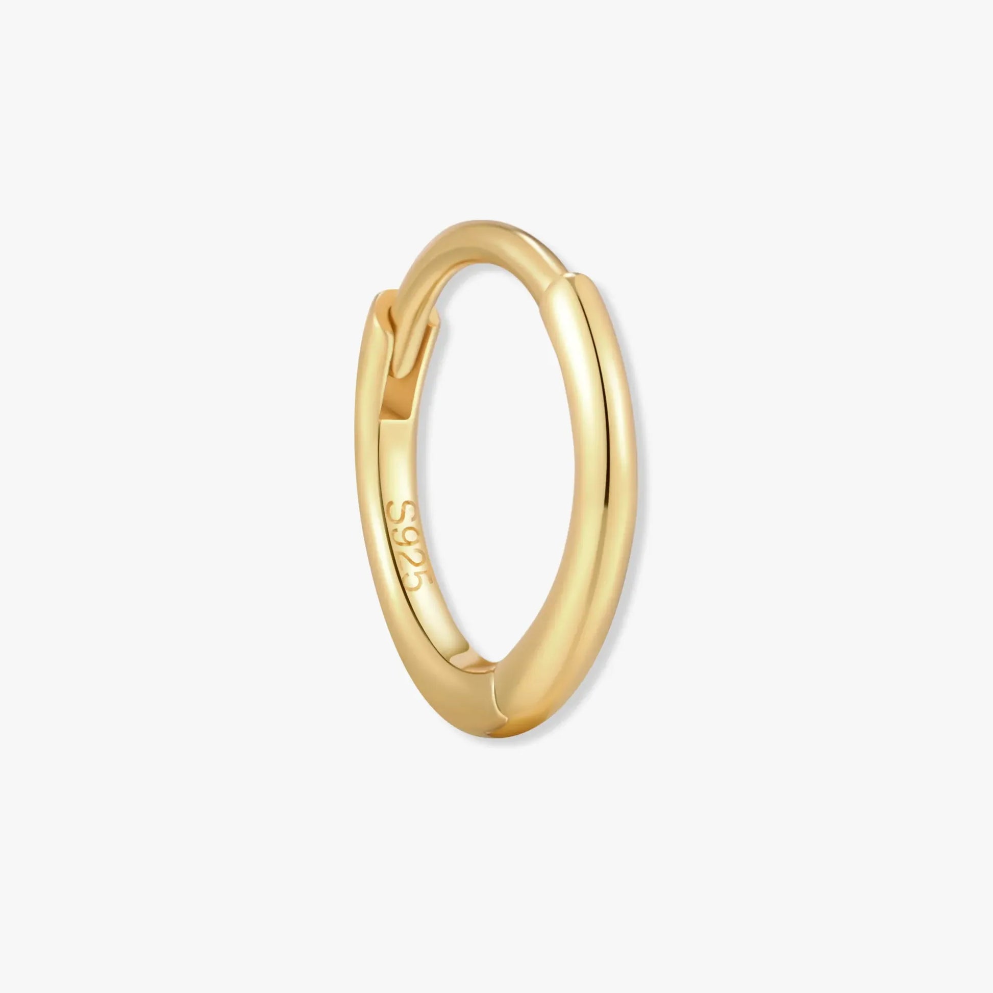 Essential Helix Hoop in Gold
