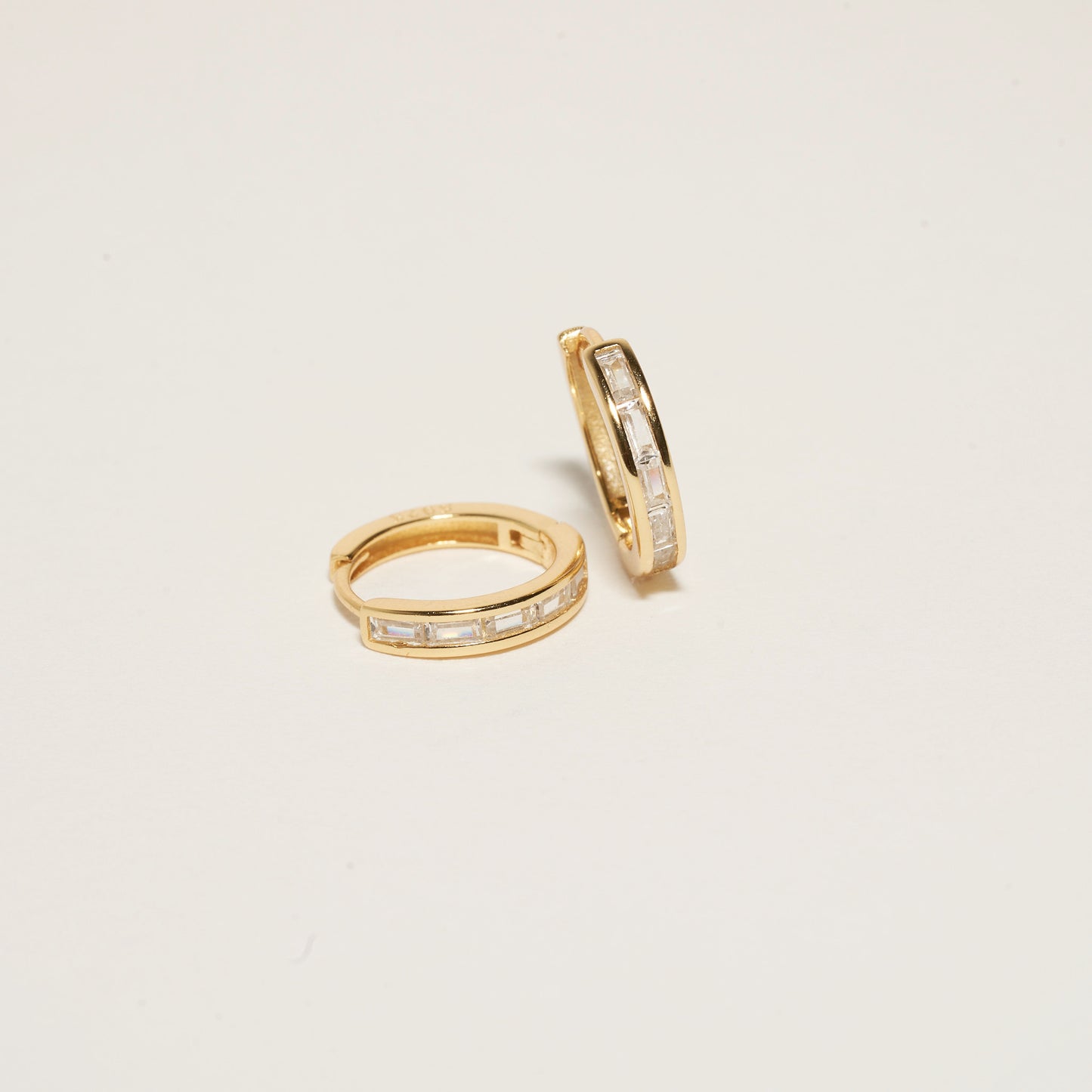 Luxe Baguette Huggie Hoops In Gold