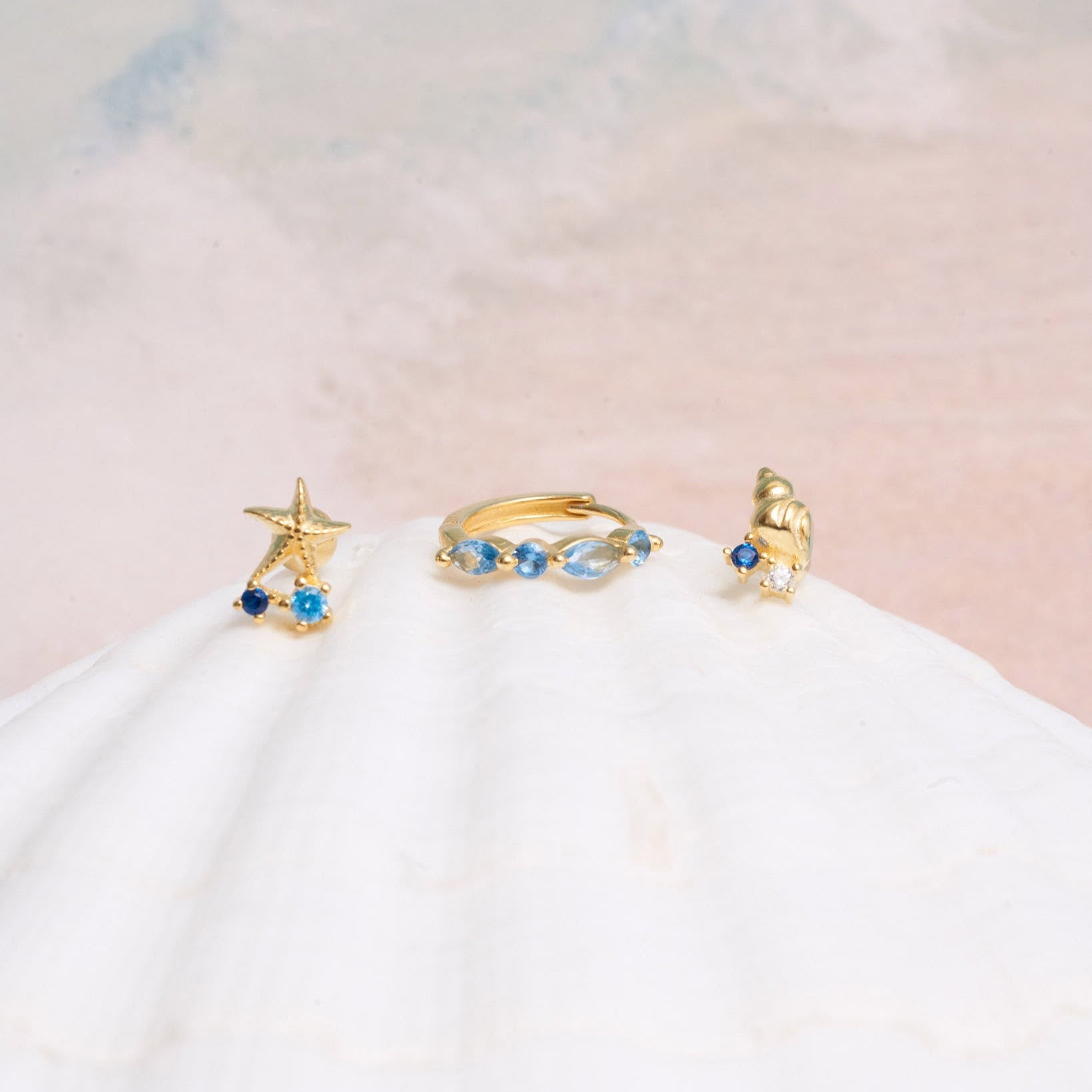 Midnight Seashell Gem Barbell Studs In Silver | LÉA Jewels