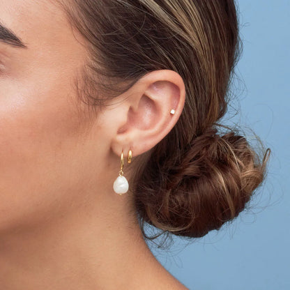 Pearl Everyday Hoop Stack In Gold