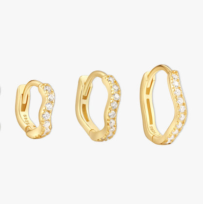 Crystal Paved Wavy Huggies Set in Gold