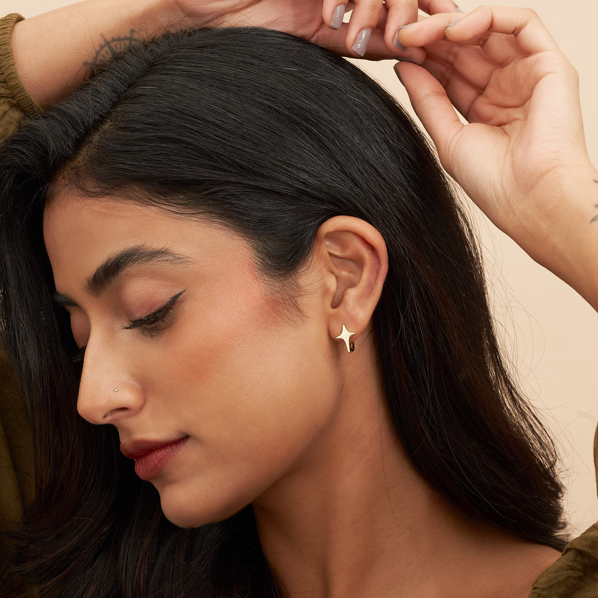 Sparkle Star Hoops in Gold