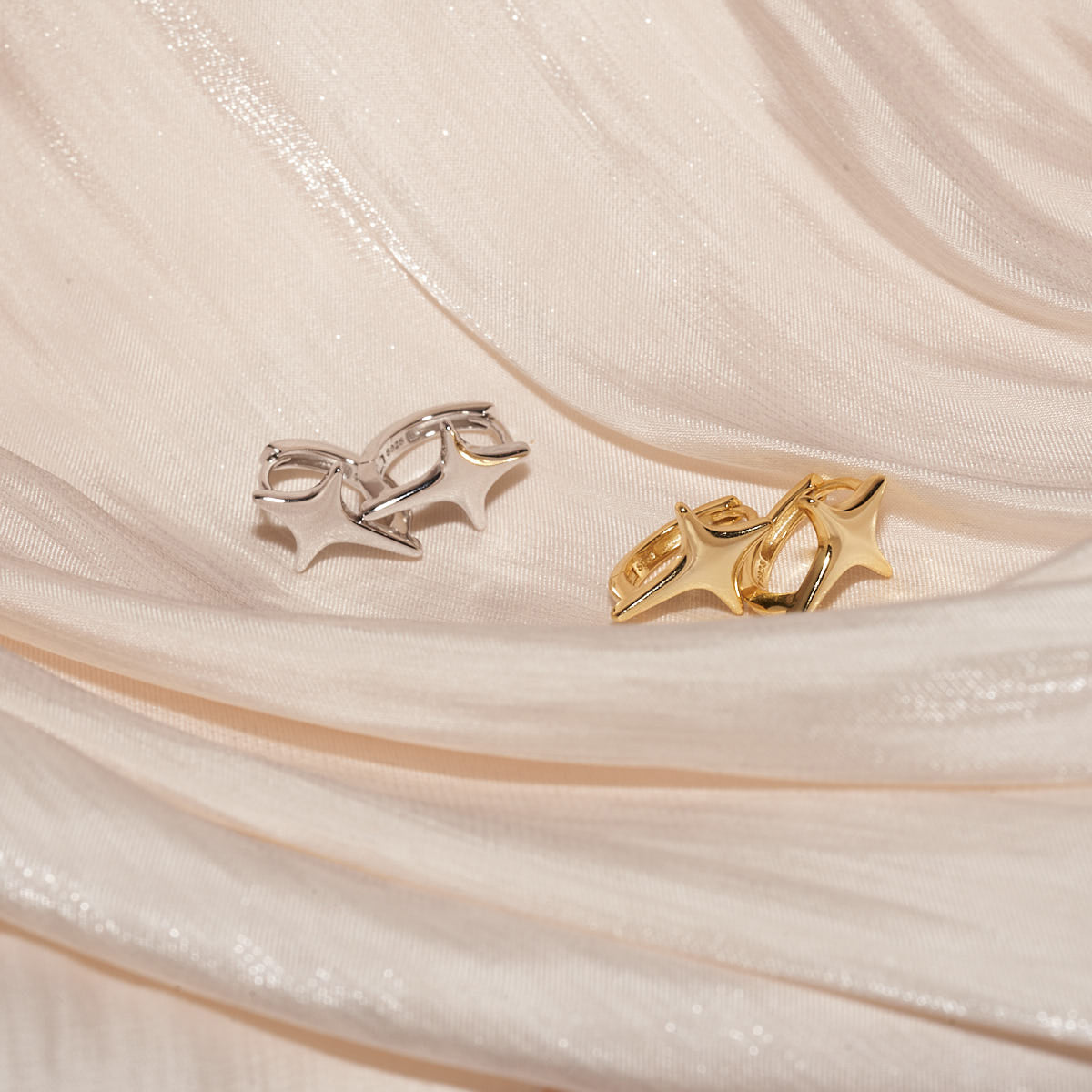 Sparkle Star Hoops in Gold