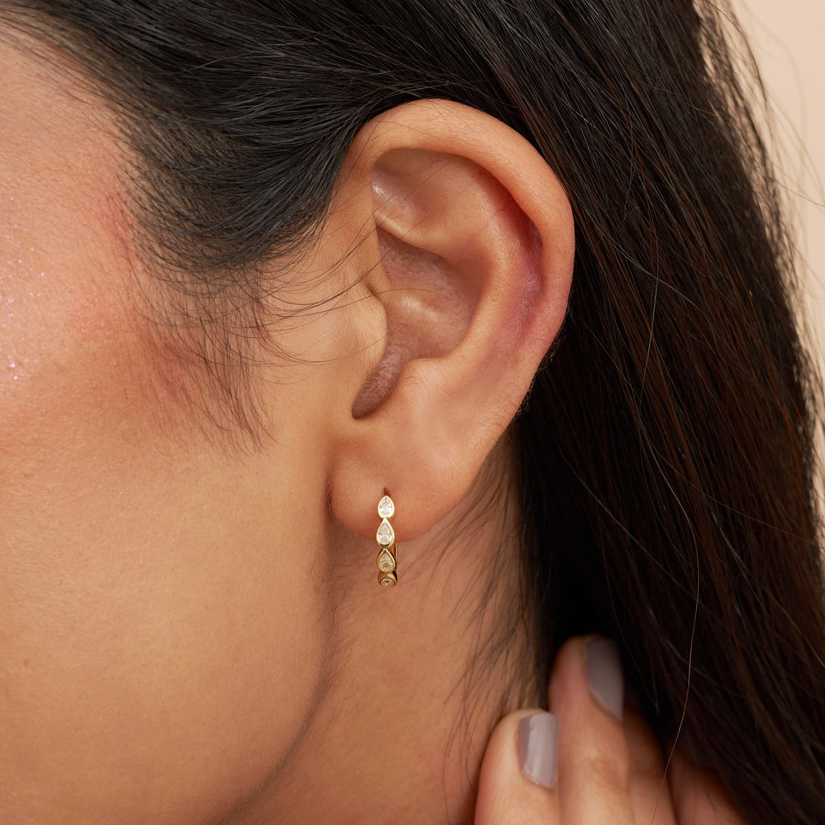 Teardrop Cluster Hoops In Gold