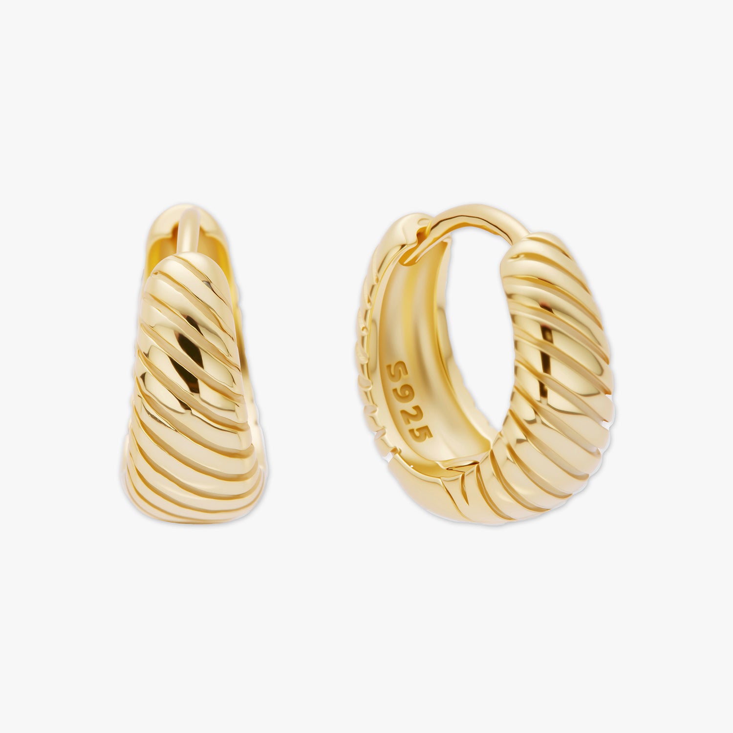 Textured Tapered Huggies in Gold