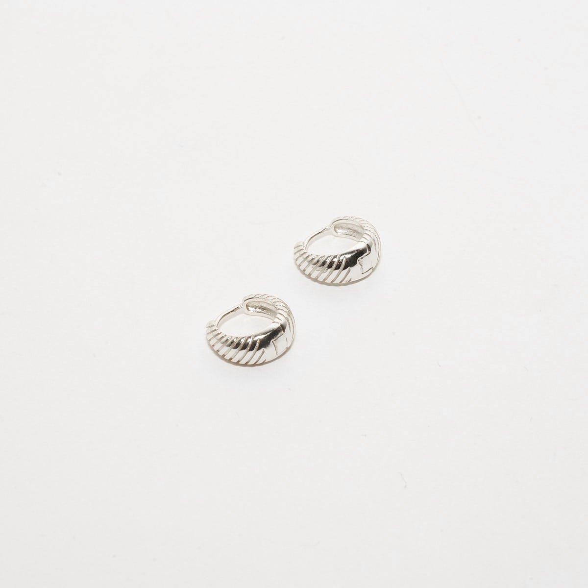 Textured Tapered Huggies in Silver