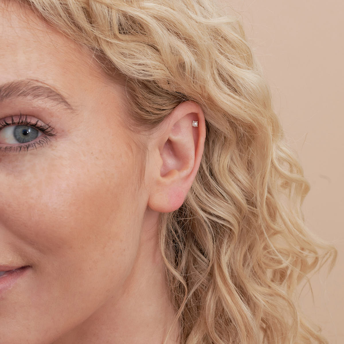 Tiny Pearl Barbell Stud In Silver