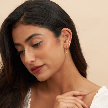 Tiny Pearl Barbell Stud In Gold