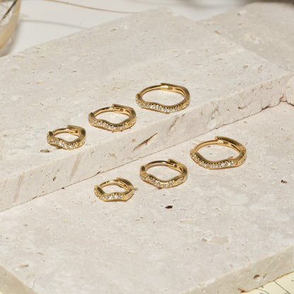 Crystal Paved Wavy Huggies Set in Gold