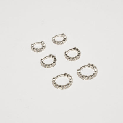 Bezel Crystal Huggies In Silver - LÉA