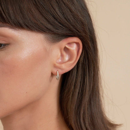 Braided Rope Huggie Hoops In Silver - LÉA