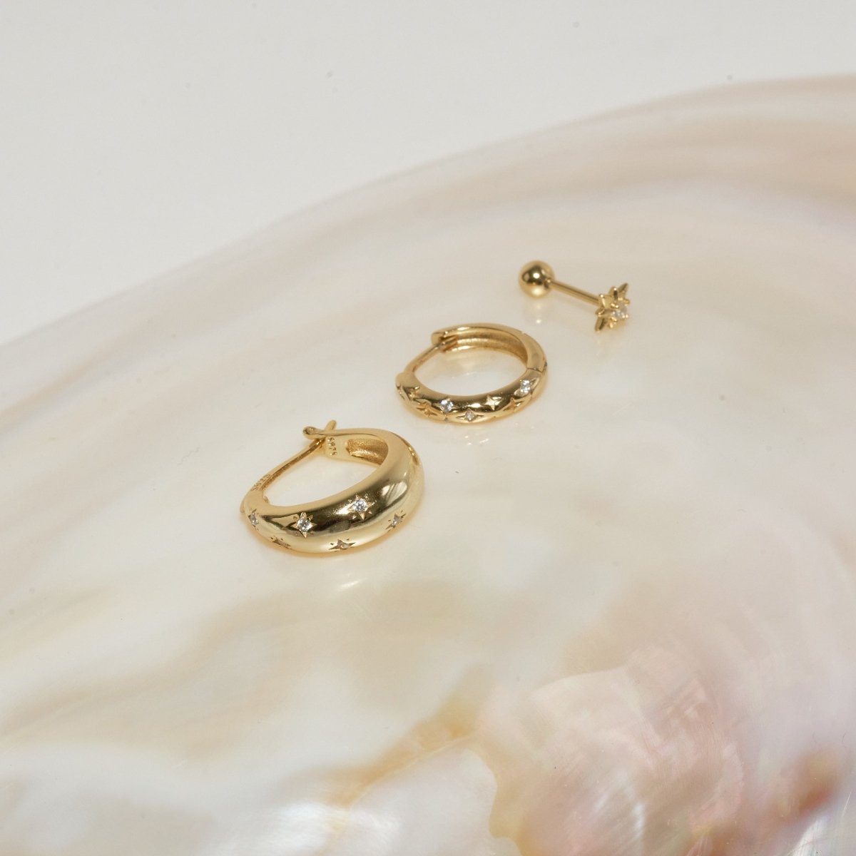Celestial Huggie Hoops Set in Gold - LÉA