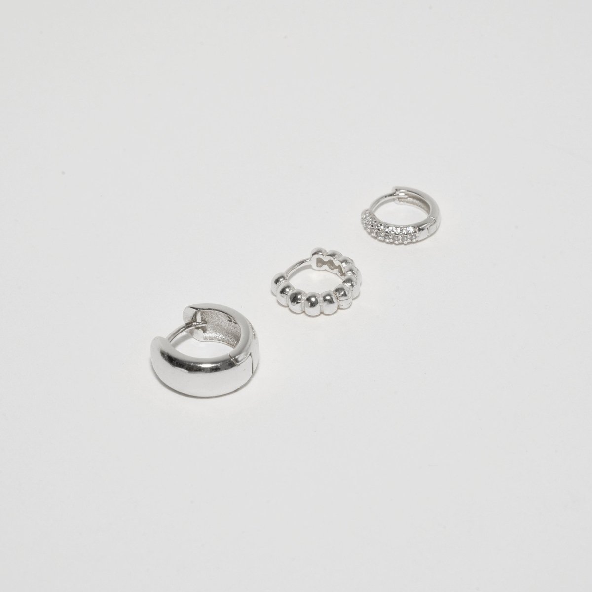 Chunky Huggie Hoops Set in Silver - LÉA