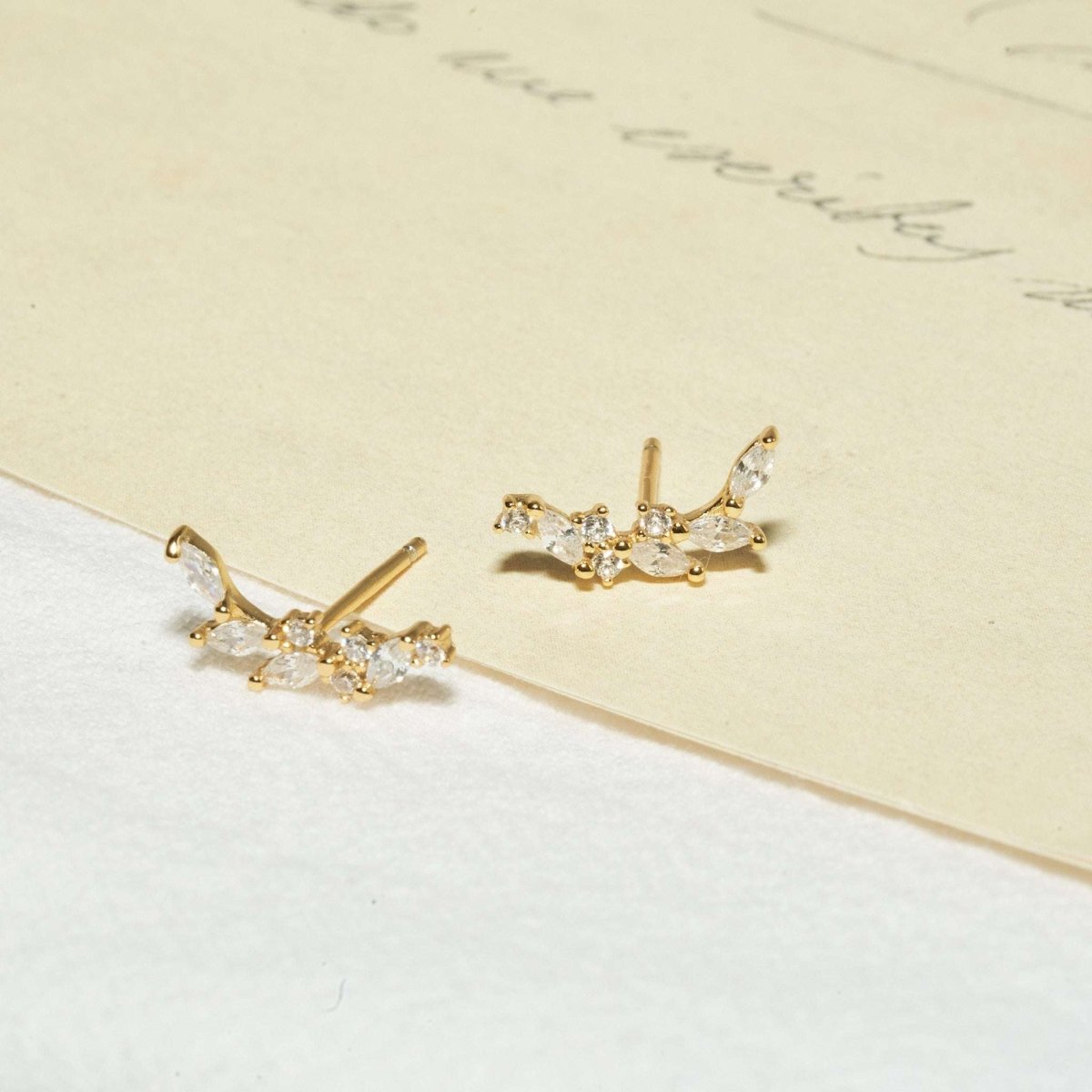 Climber Marquise Stud Earrings In Gold - LÉA