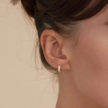 Crystal Baguette Huggies In Gold - LÉA