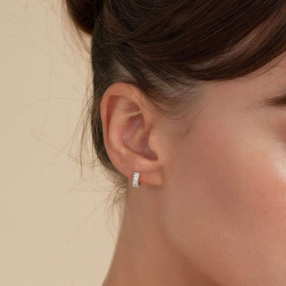 Crystal Baguette Huggies In Silver - LÉA