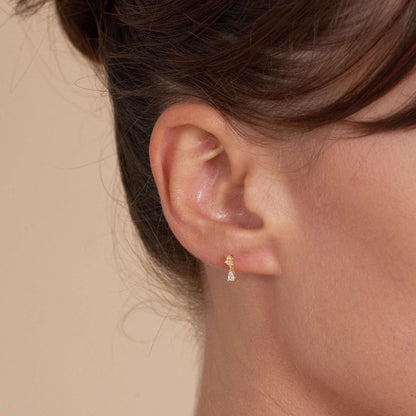 Crystal Teardrop Barbell Studs In Gold - LÉA