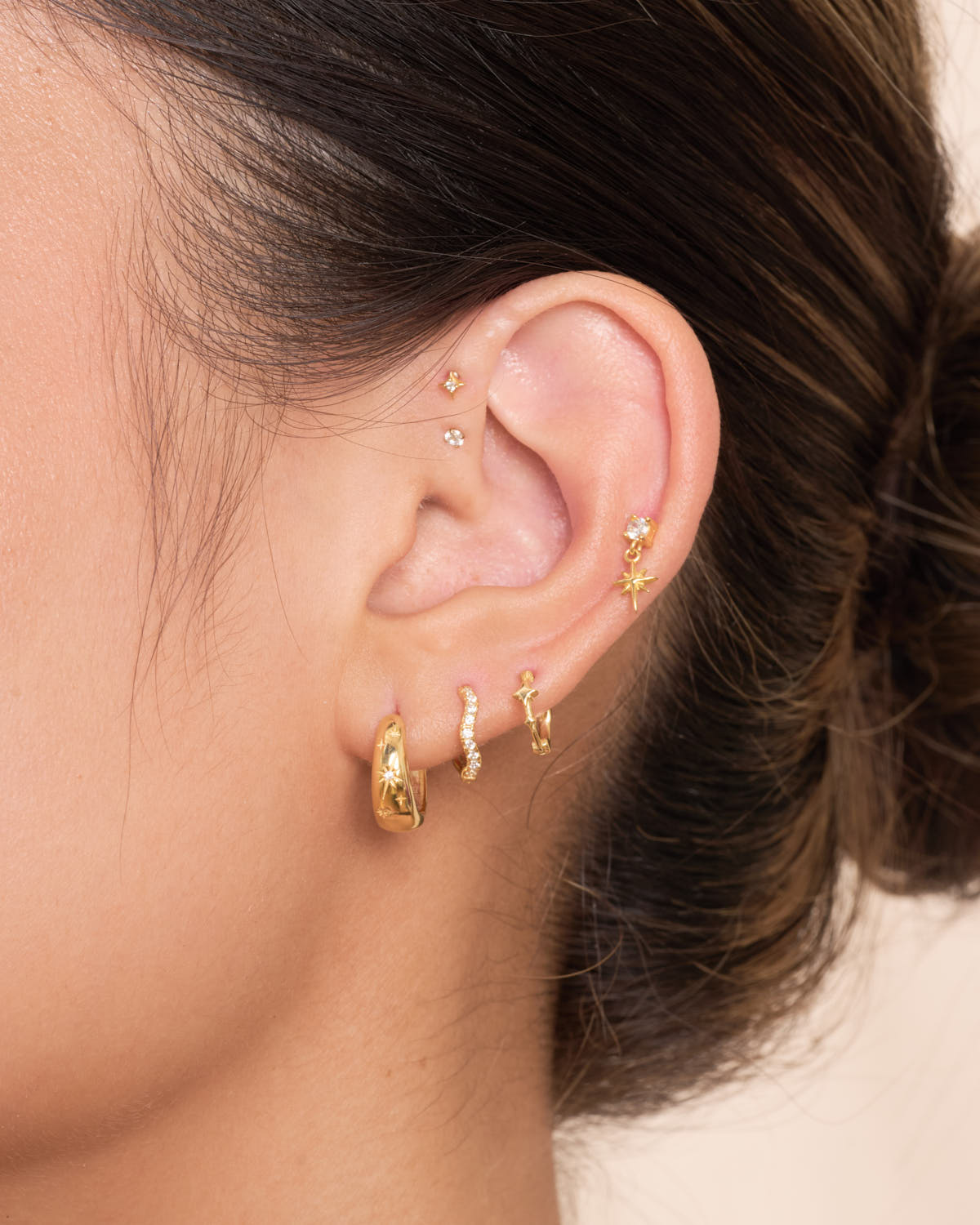 Crystal Star Drop Barbell Studs In Gold