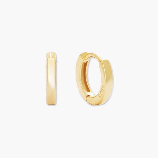 Square Edge Huggie Hoops In Gold - LÉA