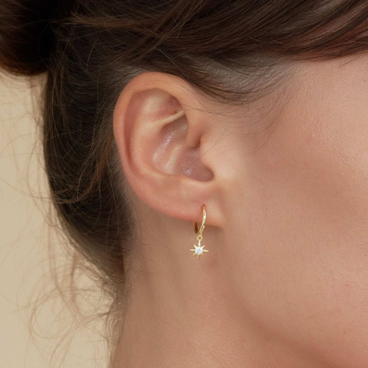 Starburst Dangle Hoops in Gold - LÉA
