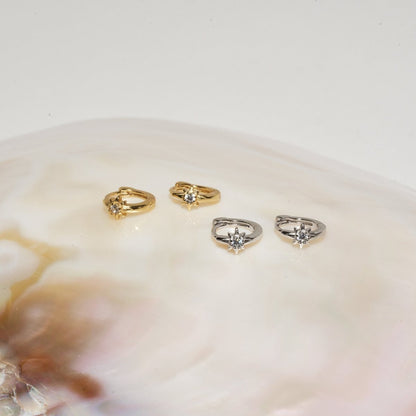 Starburst Huggie Hoops In Silver - LÉA