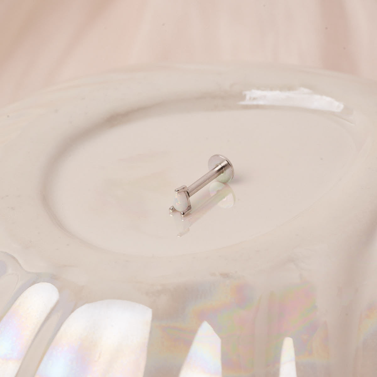 Teardrop Opal Labret Studs In Silver - LÉA