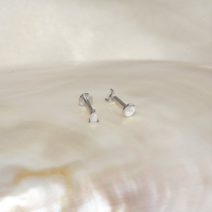 Teardrop Opal Labret Studs In Silver - LÉA
