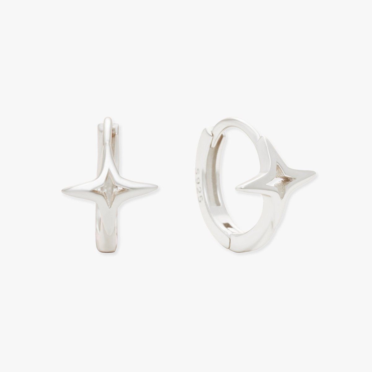 Tiny Star Huggies in Silver - LÉA