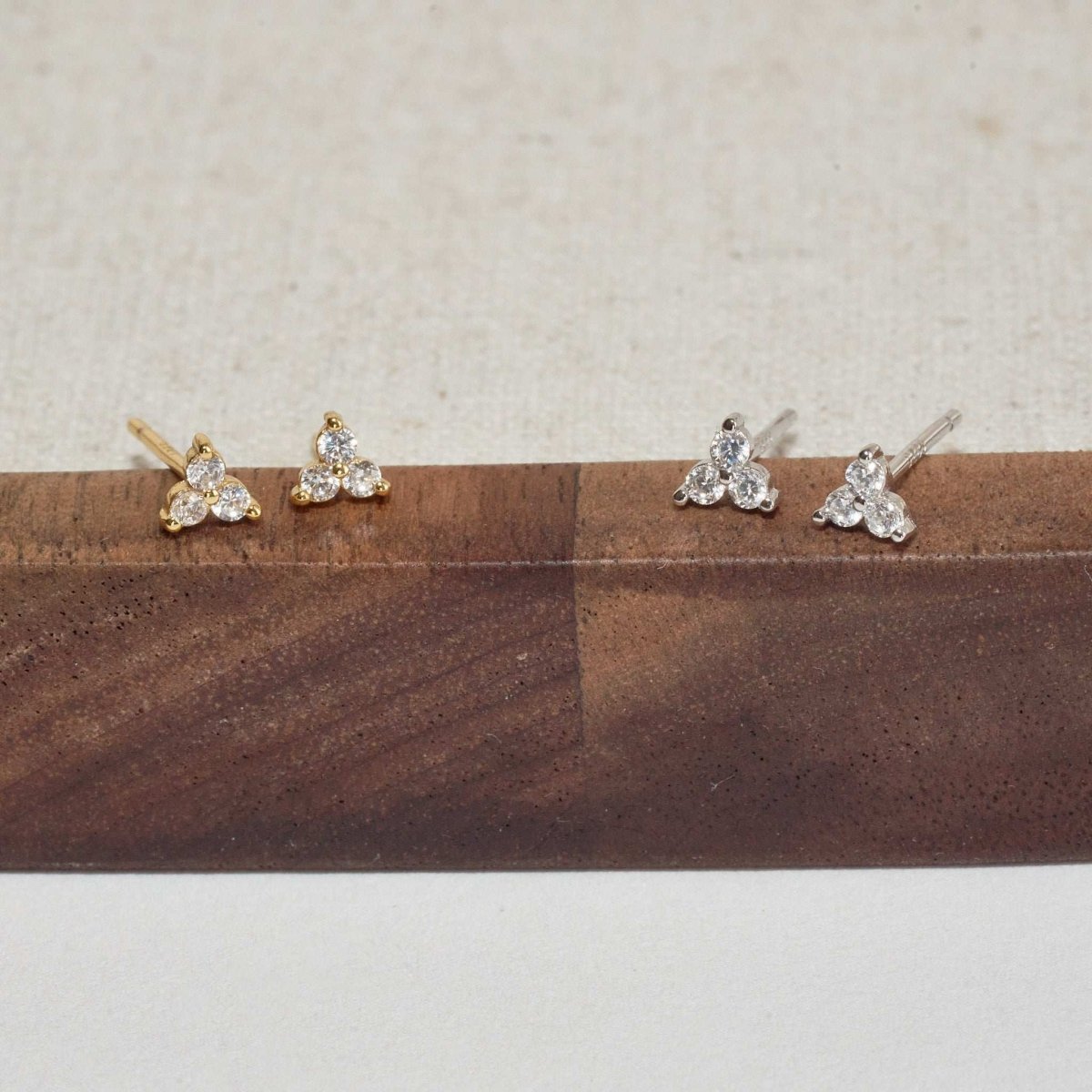 Triple Topaz Piercing Studs In Silver - LÉA