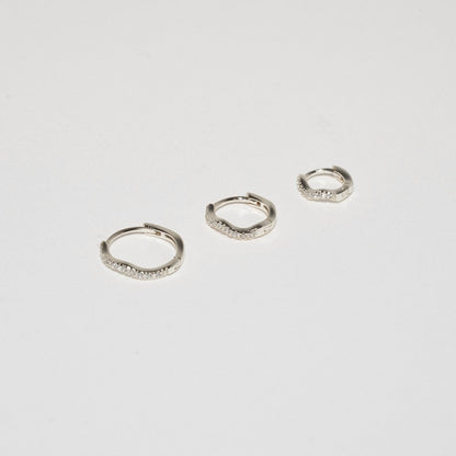 Wave Crystal Paved Huggies In Silver - LÉA